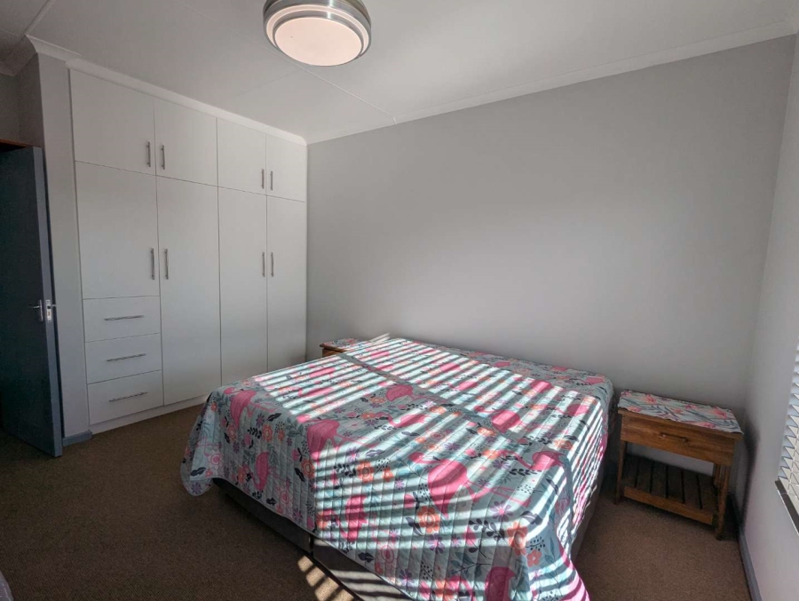 5 Bedroom Property for Sale in Fraaiuitsig Western Cape